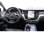 Volvo XC60 T6 350PK Automaat Plug-in Hybrid AWD Ultimate Dark / Luchtvering / Bowers & Wilkins / 360 Camera / Adaptieve Cruise Control / Stuur & Stoelverwarming / Elektr. Achterklep / Schuifdak / Trekhaak
