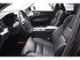 Volvo XC60 T6 350PK Automaat Plug-in Hybrid AWD Ultimate Dark / Luchtvering / Bowers & Wilkins / 360 Camera / Adaptieve Cruise Control / Stuur & Stoelverwarming / Elektr. Achterklep / Schuifdak / Trekhaak
