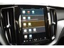 Volvo XC60 T6 350PK Automaat Plug-in Hybrid AWD Ultimate Dark / Luchtvering / Bowers & Wilkins / 360 Camera / Adaptieve Cruise Control / Stuur & Stoelverwarming / Elektr. Achterklep / Schuifdak / Trekhaak