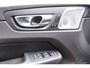Volvo XC60 T6 350PK Automaat Plug-in Hybrid AWD Ultimate Dark / Luchtvering / Bowers & Wilkins / 360 Camera / Adaptieve Cruise Control / Stuur & Stoelverwarming / Elektr. Achterklep / Schuifdak / Trekhaak