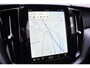 Volvo XC60 T6 350PK Automaat Plug-in Hybrid AWD Ultimate Dark / Luchtvering / Bowers & Wilkins / 360 Camera / Adaptieve Cruise Control / Stuur & Stoelverwarming / Elektr. Achterklep / Schuifdak / Trekhaak