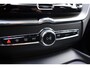 Volvo XC60 T6 350PK Automaat Plug-in Hybrid AWD Ultimate Dark / Luchtvering / Bowers & Wilkins / 360 Camera / Adaptieve Cruise Control / Stuur & Stoelverwarming / Elektr. Achterklep / Schuifdak / Trekhaak