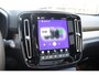 Volvo EX40 252PK Single Motor Extended Range 82 kWh Plus / Lounge Pakket / Panoramadak / 360 Camera / Extra getint glas / 20'' Velgen / MicroTech/Nubuck bekleding
