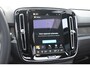 Volvo EX40 Single Motor Extended Range Ultra 82 kWh Navigatie / 360 Camera / 20'' velgen / Panorama schuif-kanteldak / Harman Kardon / Elektrisch verstelbare stoelen met geheugen / Stoelverwarming / Stuurverwarming