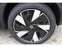 Volvo EX40 252PK Single Extended Range Core Business / Driver Assist / Adaptieve cruise control / BLIS / Stoel - en stuurwielverwarming / Pakeersensoren met camera / Apple carplay /
