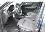 Volvo EX40 252PK Single Extended Range Core Business / Driver Assist / Adaptieve cruise control / BLIS / Stoel - en stuurwielverwarming / Pakeersensoren met camera / Apple carplay /