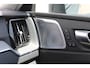Volvo XC60 T6 350PK Automaat Plug-in hybrid AWD Ultimate Dark Trekhaak / Luchtvering / Bowers & Wilkins / Adaptive Cruise control / 360 Camera / BLIS / Stoelverwarming voor en achter / Stuurverwarming / Elektrisch bedienbare stoelen met geheugen /