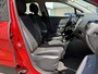 Renault Captur 0.9 TCe Intens / Dealer Onderhouden / Automatische Airco / Achteruitrijcamera / Sensoren Voor en Achter / Cruise Control /