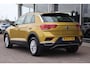 Volkswagen T-Roc 1.0 TSI 110pk Style | Trekhaak | Navigatie | PDC | Adaptive Cruise