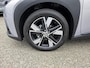 Toyota Aygo X Hybrid 115 pulse APPLE/ANDROID KEYLESS PARK-SENSOR CAMERA CLIMA 17"LMV EL-SPIEGELS PRIVACY-GLASS
