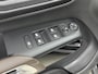 Citroën C5 Aircross 1.6 180pk Shine | Verwarmde voorruit | Elektrische achterklep | Lederen bekleding | 19" lichtmetalen velgen | Panoramisch schuifkanteldak |