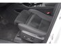 Volvo XC40 B4 211PK Automaat Plus Dark / Adaptive cruise control / Elektrische stoelen / Harman Kardon audio / Pilot assist / BLIS / Stoel en stuur verwarming / Elektrische achterklep / Parkeersensoren met camera / Google infotainment