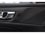 Volvo V60 T6 350PK Automaat Plus Dark / cruise control / Apple carplay / Elektrische stoelen met geheugen / Parkeersensoren met camera / Elektrische achterklep