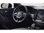 Volvo V60 T8 455PK PHEV AWD Ultra Performance Edition / Polestar optimisation / Glossy Black logo's / Panoramadak / Head-up display / Harman Kardon / 360 Camera / Elektrisch bedienbare voorstoelen met geheugen/ Apple Carplay/ Pilot assit/ Adaptive cruise control/