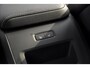 Volvo XC60 T6 350PK Plug-in hybrid AWD Ultra Black Edition / Navigatie / Adaptieve Cruise control / Head Up-Display / Panorama dak / Elektrische stoelen met geheugen / Stuurverwarming / Stoelverwarming v+a / 360 Camera /