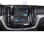 Volvo XC60 T6 350PK Plug-in hybrid AWD Ultra Black Edition / Navigatie / Adaptieve Cruise control / Head Up-Display / Panorama dak / Elektrische stoelen met geheugen / Stuurverwarming / Stoelverwarming v+a / 360 Camera /