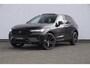 Volvo XC60 T6 350PK Plug-in hybrid AWD Ultra Black Edition / Navigatie / Adaptieve Cruise control / Head Up-Display / Panorama dak / Elektrische stoelen met geheugen / Stuurverwarming / Stoelverwarming v+a / 360 Camera /