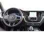 Volvo XC60 T6 350PK Plug-in hybrid AWD Ultra Black Edition / Navigatie / Adaptieve Cruise control / Head Up-Display / Panorama dak / Elektrische stoelen met geheugen / Stuurverwarming / Stoelverwarming v+a / 360 Camera /