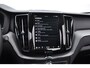 Volvo XC60 T6 350PK Automaat Plug-in hybrid AWD Plus Dark Long range / Adaptieve cruise control / Panoramadak / Apple carplay / Parkeersensoren met 360 camera / Elektrische achterklep / Elektrische stoelen met geheugen / Stoel en stuurwielverwarming