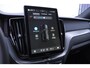 Volvo XC60 T6 350PK Automaat AWD Ultra Black Edition Facelift/ Head-up display/ Harman Kardon audio/ BLIS/ Elektrischbedienbare stoelen met geheugen / Panoramadak/ Adaptive cruise control/ Pilot assist/ Apple Carplay/ Android auto/