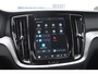 Volvo V60 T6 350PK Automaat AWD Plus Dark / Adaptive cruise control / Elektrische stoelen / Harman Kardon audio / Trekhaak / Pilot assist / BLIS / Stoel en stuur verwarming / Elektrische achterklep / Parkeersensoren met 360 camera / Google infotainment