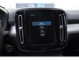 Volvo XC40 T4 211PK Automaat Plug-in hybrid Core Bright / Apple carplay / Parkeersensoren met camera / Stoelverwarming / Elektrische achterklep / Keyless entry / Parkeersensoren met camera