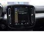 Volvo XC40 T4 211PK Automaat Plug-in hybrid Core Bright / Apple carplay / Parkeersensoren met camera / Stoelverwarming / Elektrische achterklep / Keyless entry / Parkeersensoren met camera