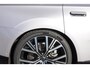 Volvo ES90 333PK Automaat Single Ext. Range Ultra Luchtvering / Bowers & Wilkins / 22" / Pilot Assist Pack / Visual Park assist / Geventileerde voor- en achterstoelen / Panoramadak / Massagefunctie voorstoelen / HD Pixel LED koplampen / Gelaagde zij-ruiten