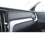 Volvo V60 T6 340PK Automaat Plug-in Hybrid AWD Inscription / Navigatie / Elektrisch verstelbare stoelen met geheugen / Leren bekleding / Elektrische achterklep / Cruise control / Parkeersensoren