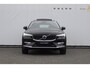 Volvo XC60 T6 350PK Automaat Plug-in hybrid AWD Plus Bright Panoramisch schuif-kanteldak / Google infotainment / Lederen bekleding / Parkeersensoren voor en achter met parkeercamera / Road Sign information / Cruise Control