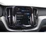 Volvo XC60 T6 350PK Automaat Plug-in hybrid AWD Plus Bright Panoramisch schuif-kanteldak / Google infotainment / Lederen bekleding / Parkeersensoren voor en achter met parkeercamera / Road Sign information / Cruise Control