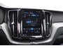 Volvo XC60 T6 350PK Automaat Plug-in hybrid AWD Plus Bright Panoramisch schuif-kanteldak / Google infotainment / Lederen bekleding / Parkeersensoren voor en achter met parkeercamera / Road Sign information / Cruise Control