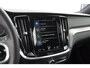 Volvo V60 T6 350PK Automaat Recharge AWD R-Design Long Range / Panoramadak / Trekhaak / Harman Kardon / 19'' velgen / Getint glas / Leder bekleed dashboard / Adaptive Cruise Control /  BLIS