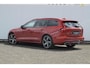 Volvo V60 T6 350PK Automaat Recharge AWD R-Design Long Range / Panoramadak / Trekhaak / Harman Kardon / 19'' velgen / Getint glas / Leder bekleed dashboard / Adaptive Cruise Control /  BLIS