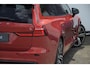 Volvo V60 T6 350PK Automaat Recharge AWD R-Design Long Range / Panoramadak / Trekhaak / Harman Kardon / 19'' velgen / Getint glas / Leder bekleed dashboard / Adaptive Cruise Control /  BLIS