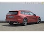 Volvo V60 T6 350PK Automaat Recharge AWD R-Design Long Range / Panoramadak / Trekhaak / Harman Kardon / 19'' velgen / Getint glas / Leder bekleed dashboard / Adaptive Cruise Control /  BLIS