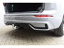 Volvo XC60 T6 350PK Automaat Plug-in Hybrid AWD Ultra Dark / Navigatie / Luchtvering / 360 Camera / Adaptieve Cruise Control / Stuurverwarming / Stoelverwarming v+a / Elektr. Achterklep / Schuifdak / Trekhaak