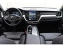 Volvo XC60 T6 350PK Automaat Plug-in Hybrid AWD Ultra Dark / Navigatie / Luchtvering / 360 Camera / Adaptieve Cruise Control / Stuurverwarming / Stoelverwarming v+a / Elektr. Achterklep / Schuifdak / Trekhaak