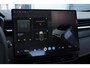 Lynk & Co 01 276PK Automaat Core / Adaptieve cruise control / Stoel - en stuurwielverarming / Parkeersensoren met camera / Apple carplay / Trekhaak / Metallic lak / 19" lichtmetalen velgen