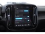 Volvo EX40 252PK Automaat Single Ext. Range Core / Driver Assist / Adaptieve cruise control / BLIS / Stoel - en stuurwielverwarming / Pakeersensoren met camera / Apple carplay /