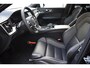 Volvo V60 T6 350PK Automaat Plug-in hybrid AWD Plus Dark / Navigatie / 360 Camera / Harman Kardon / Stuur & Stoelverwarming / LM Velgen / Trekhaak