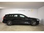 Volvo V60 T6 350PK Automaat Plug-in hybrid AWD Plus Dark / Navigatie / 360 Camera / Harman Kardon / Stuur & Stoelverwarming / LM Velgen / Trekhaak