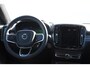 Volvo EC40 252PK Automaat Single Ext. Range Plus / Modeljaar 2026 / Adaptive cruise control / Pilot assist / BLIS / Stoel en stuur verwarming / Elektrische achterklep / Parkeersensoren met camera / Google infotainment / Panoramadak