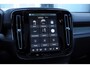 Volvo EC40 252PK Automaat Single Ext. Range Plus / Modeljaar 2026 / Adaptive cruise control / Pilot assist / BLIS / Stoel en stuur verwarming / Elektrische achterklep / Parkeersensoren met camera / Google infotainment / Panoramadak