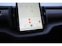 Volvo EX30 Cross Country 428PK Automaat Twin Motor Performance Ultra 69 kWh / Adaptieve cruise control/ Panoramadak/ BLIS/ Parkeersensoren met 360 camera / Getint Glas / Stoel en stuurwielverwarming / Elektrische stoelen / Apple carplay / Elektrische achterklep / Keyless entry