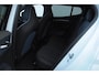 Volvo EX30 Cross Country 428PK Automaat Twin Motor Performance Ultra 69 kWh / Adaptieve cruise control/ Panoramadak/ BLIS/ Parkeersensoren met 360 camera / Getint Glas / Stoel en stuurwielverwarming / Elektrische stoelen / Apple carplay / Elektrische achterklep / Keyless entry