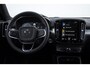 Volvo XC40 T4 211PK Automaat Core Bright / Apple carplay / Parkeersensoren met camera / Stoelverwarming / Elektrische achterklep / Keyless entry / Parkeersensoren met camera