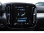 Volvo XC40 T4 211PK Automaat Core Bright / Apple carplay / Parkeersensoren met camera / Stoelverwarming / Elektrische achterklep / Keyless entry / Parkeersensoren met camera