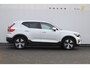 Volvo XC40 T4 211PK Automaat Core Bright / Apple carplay / Parkeersensoren met camera / Stoelverwarming / Elektrische achterklep / Keyless entry / Parkeersensoren met camera