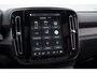 Volvo EX40 252PK Single Motor Extended Range 82 kWh Plus / Lounge Pakket / Extra getint glas / 360 Camera / 20'' velgen / Panoramadak / Zwart dak